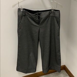 Express size 2 Crop pants